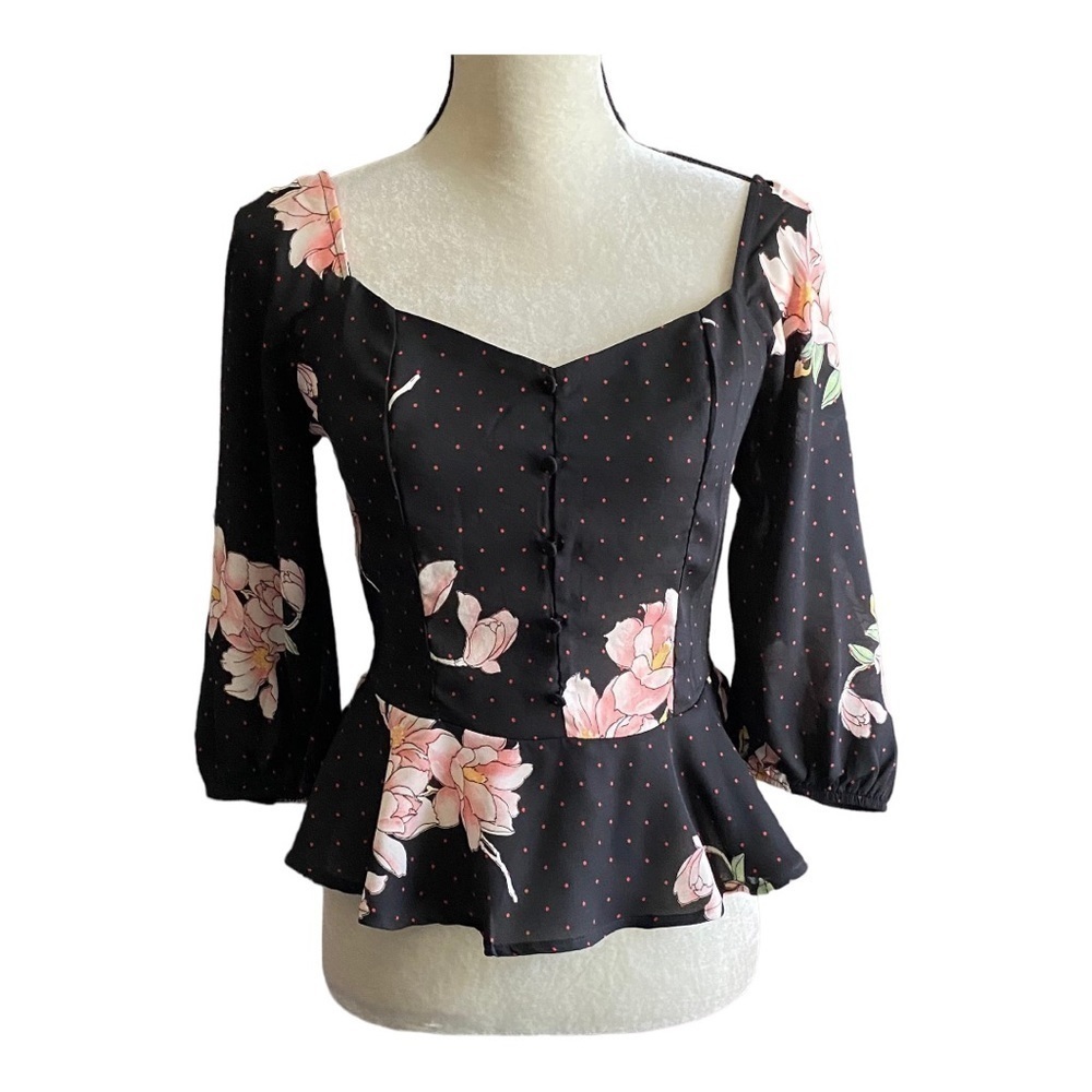 NWT-ALLIE ROSE-BLACK FLORAL TOP-SIZE MEDIUM